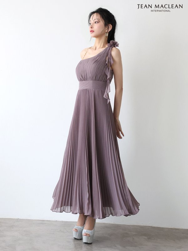 アースモーヴ　モデル：まおちゃる　身長：158cm　着用サイズ：Sサイズ