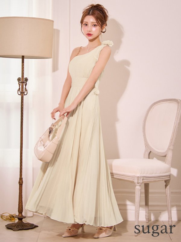 バニラ　モデル：まりん　身長：164cm　着用サイズ：Sサイズ