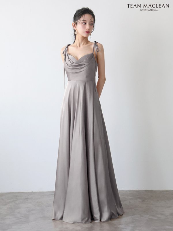 グレー モデル：まおちゃる　身長：158cm　着用サイズ：Mサイズ