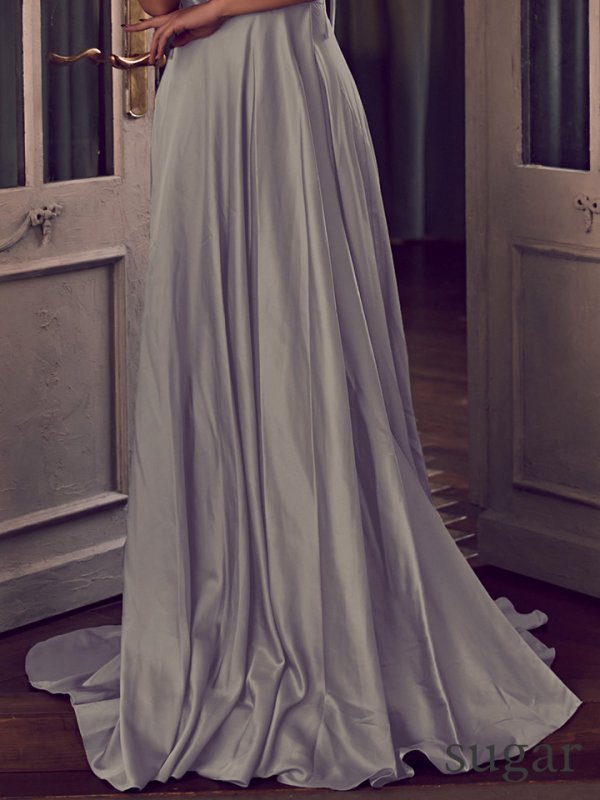 グレー　モデル：カレン　身長：165cm　着用サイズ：Sサイズ