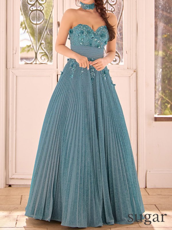 ティールグリーン モデル：三上悠亜　身長：159cm　着用サイズ：Sサイズ