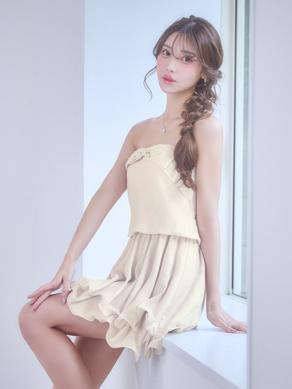 シャンパン　モデル：るりぴ　身長：165cm　着用サイズ：Sサイズ