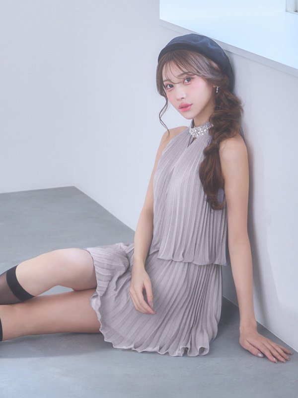 グレー　モデル：るりぴ　身長：165cm　着用サイズ：Sサイズ