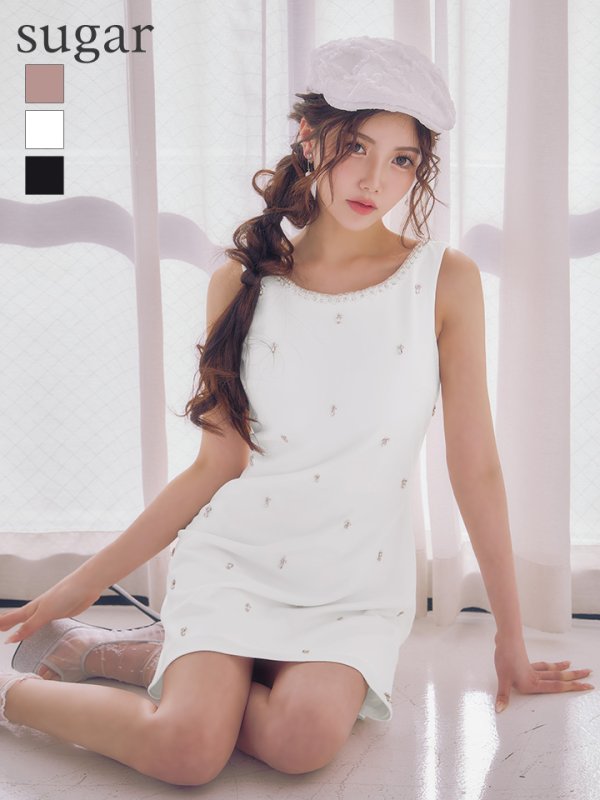 ホワイト　モデル：せいは　身長：160cm　着用サイズ：Sサイズ