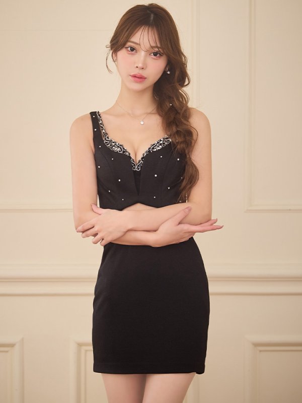 ブラック　モデル：るりぴ　身長：165cm　着用サイズ：Sサイズ