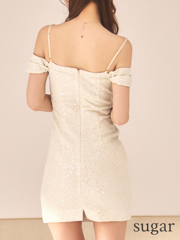 シャンパン モデル：ゆめ　身長：160cm　着用サイズ：Sサイズ