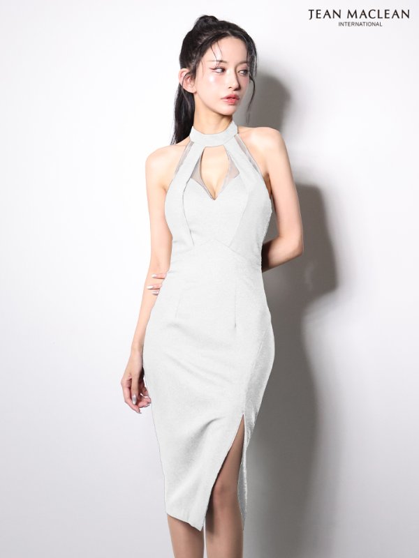 ホワイト　モデル：まおちゃる　身長：158cm　着用サイズ：Sサイズ