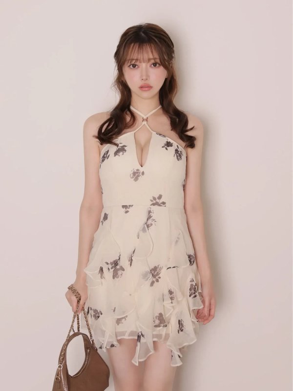 アイボリー　モデル：いおり　身長：161cm　着用サイズ：Sサイズ