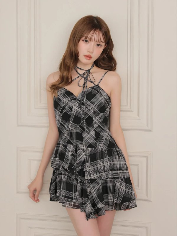 ブラック　モデル：いおり　身長：161cm　着用サイズ：Sサイズ