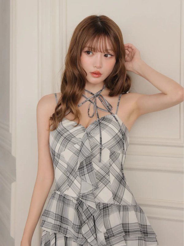 アイボリー　モデル：いおり　身長：161cm　着用サイズ：Sサイズ