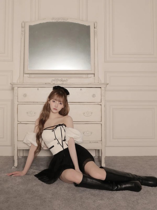 アイボリーxブラック　モデル：まみ　身長：161cm　着用サイズ：Sサイズ