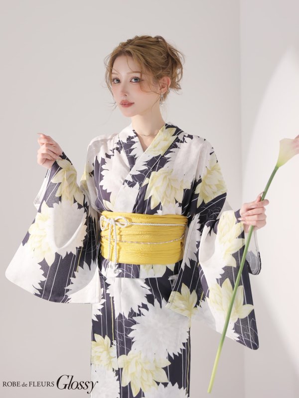 ネイビー　モデル：しおん　身長：158cm　着用サイズ：Fサイズ