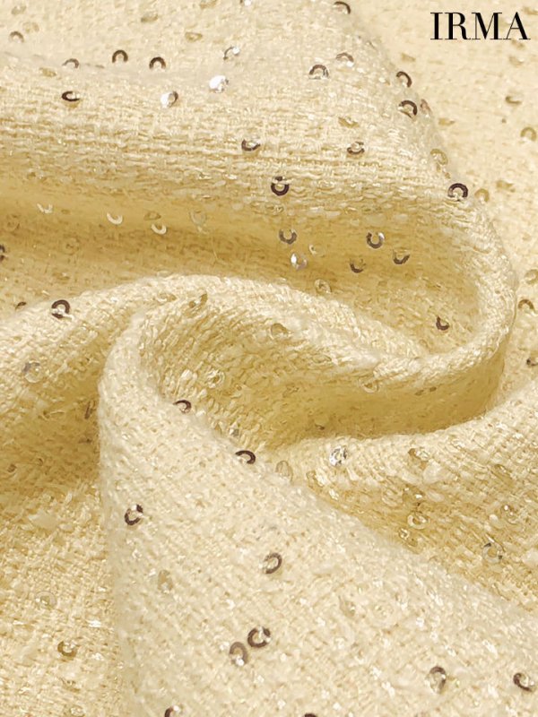 イエロー  モデル:七瀬みほ 身長:162cm 着用サイズ:Sサイズ