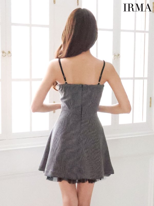 ブラック  モデル:七瀬みほ 身長:162cm 着用サイズ:Sサイズ