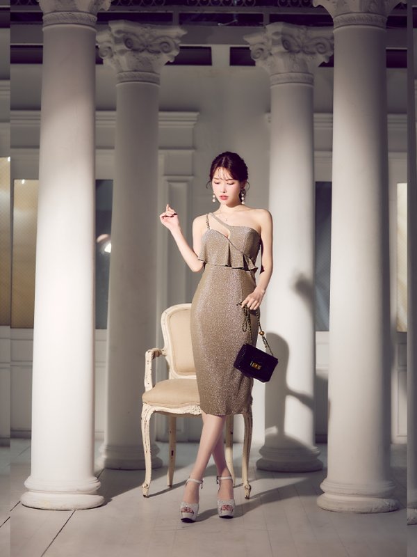 ブロンズ モデル:ゆめ 身長:160cm 着用サイズ:Sサイズ