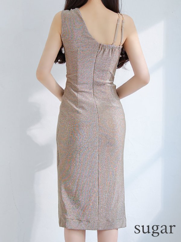 ブロンズ モデル:るな 身長:159cm 着用サイズ:Sサイズ