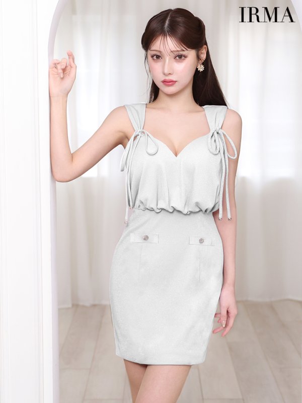 シルバー モデル：ももか　身長：156cm　着用サイズ：XSサイズ