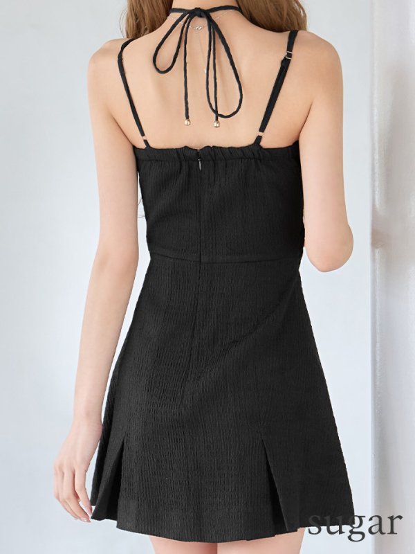 ブラック　モデル：るりぴ　身長：165cm　着用サイズ：Sサイズ