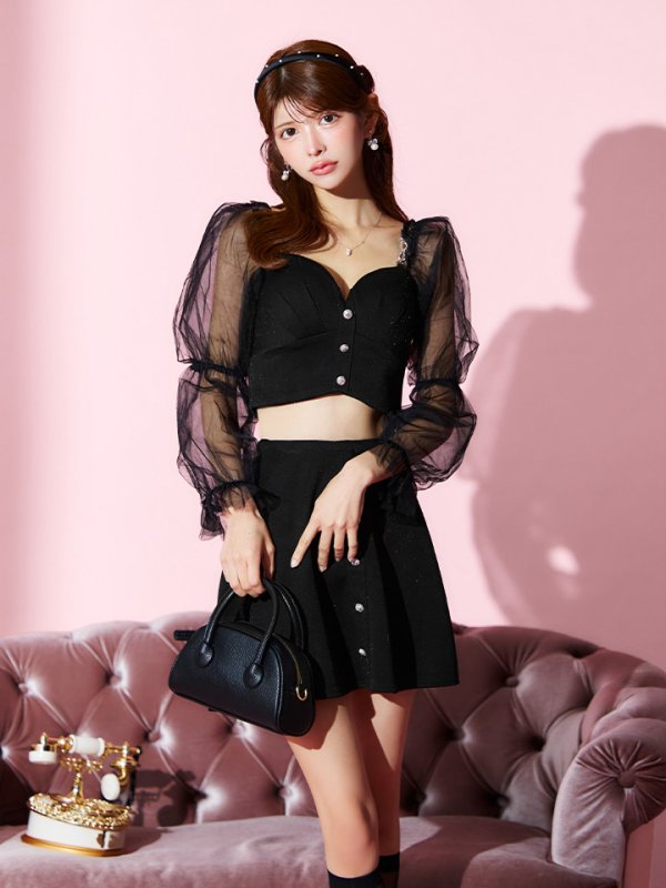 ブラック モデル:まりん 身長:164cm 着用サイズ:Sサイズ