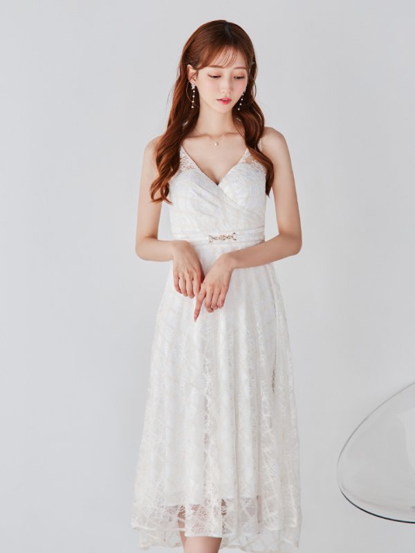 ホワイト　モデル：あすか　身長：170cm　着用サイズ：Sサイズ