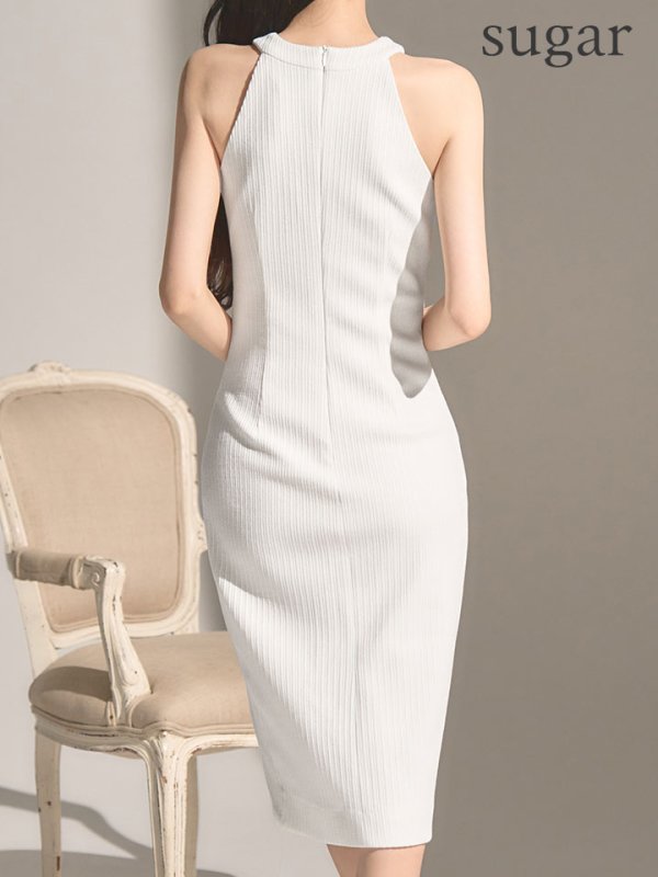 ホワイト モデル：まおちゃる　身長：158cm　着用サイズ：Sサイズ