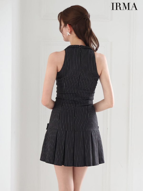 ブラック モデル：あみ　身長：163cm　着用サイズ：Sサイズ