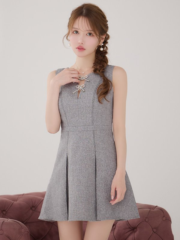 グレー モデル：ゆめ　身長：160cm　着用サイズ：Sサイズ