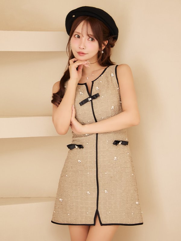 モカ　モデル： 三上悠亜　身長：159cm　着用サイズ：Sサイズ