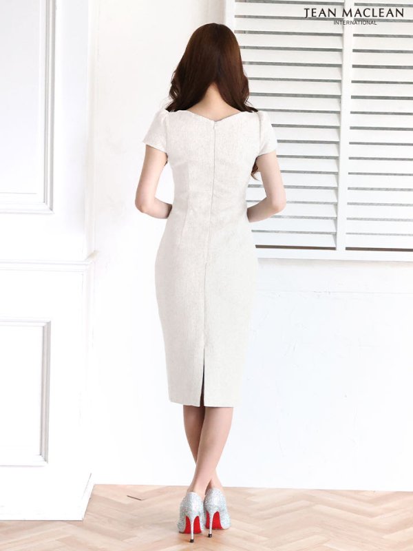 ホワイト モデル：ゆめ　身長：160cm　着用サイズ：Sサイズ