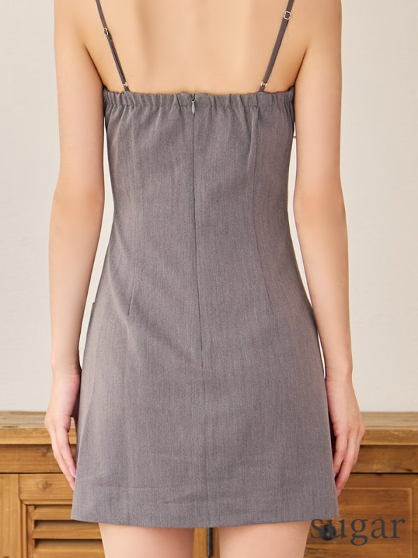 グレー　モデル：るりぴ　身長：165cm　着用サイズ：Sサイズ