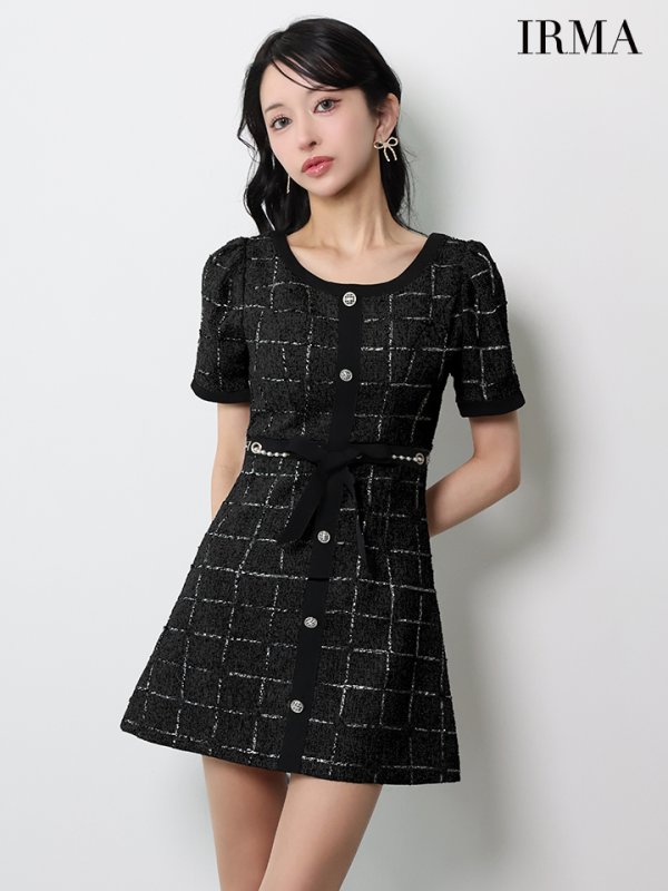 ブラック モデル：まおちゃる　身長：158cm　着用サイズ：Sサイズ