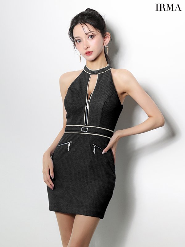 ブラック　モデル：まおちゃる　身長：158cm　着用サイズ：Sサイズ