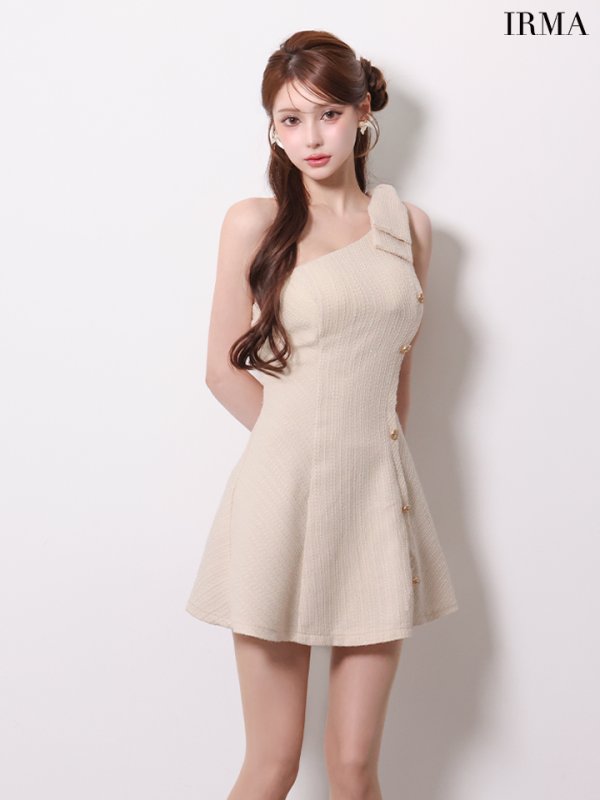 ベージュ　モデル：ももか　身長：156cm　着用サイズ：XSサイズ