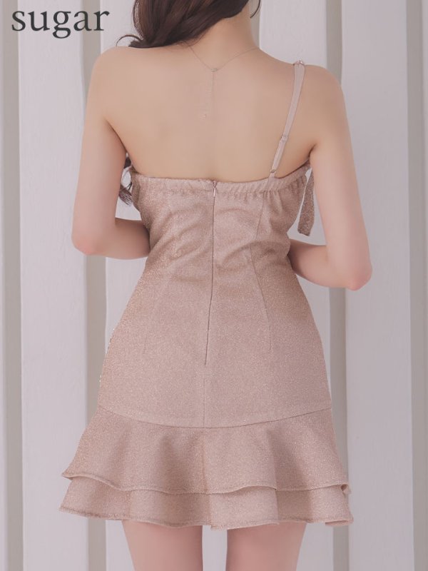 ピンクベージュ　モデル：かるあ　身長：156cm　着用サイズ：Sサイズ