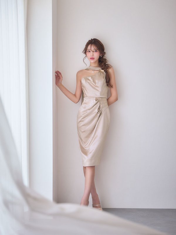 シャンパン　モデル：るりぴ　身長：165cm　着用サイズ：Sサイズ