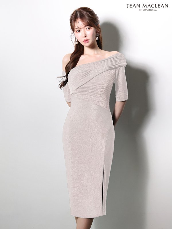 シャンパンローズ　モデル：ゆめ　身長：160cm　着用サイズ：Sサイズ