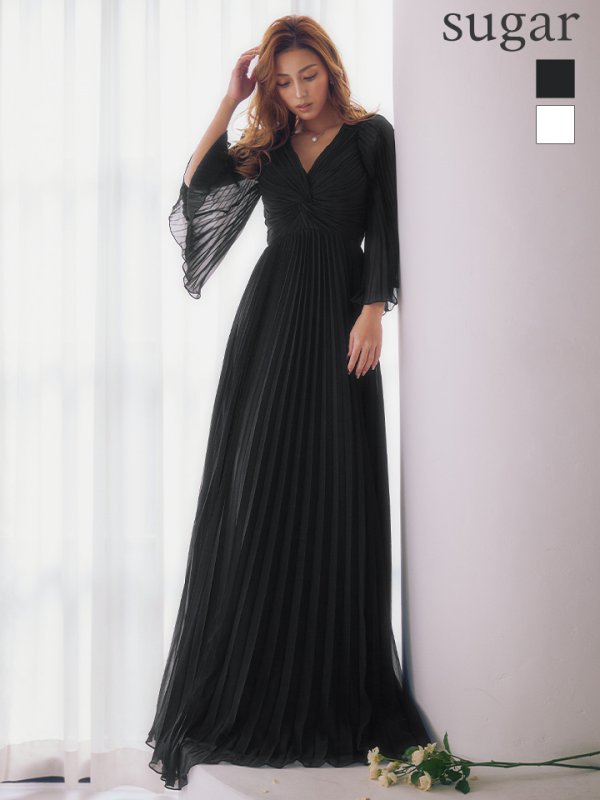 ブラック　モデル：カレン　身長：165cm　着用サイズ：Sサイズ