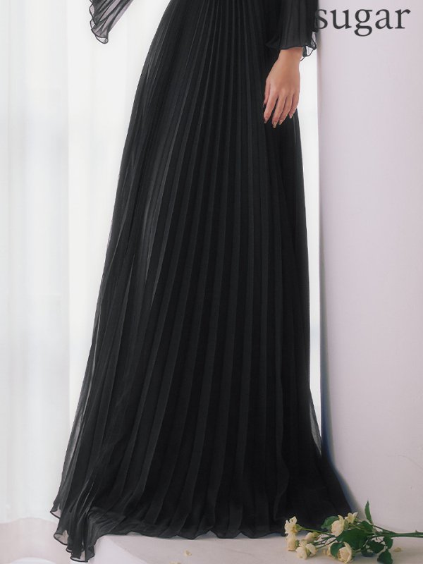 ブラック　モデル：カレン　身長：165cm　着用サイズ：Sサイズ