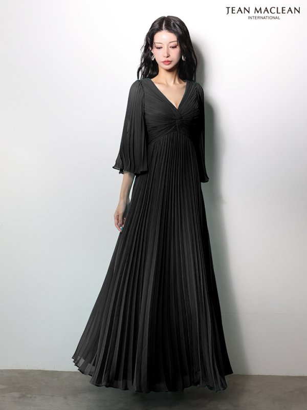 ブラック　モデル：まおちゃる　身長：158cm　着用サイズ：Mサイズ