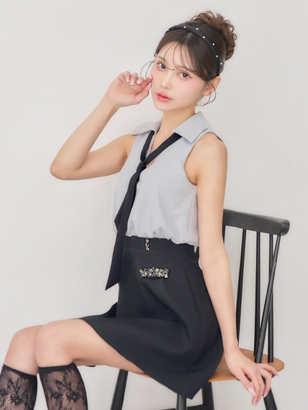 ライトグレーxブラック　モデル：るりぴ　身長：165cm　着用サイズ：Sサイズ