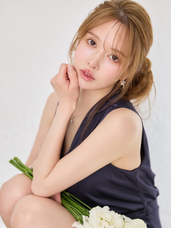 アッシュネイビー　　モデル：ゆめ　身長：160cm　着用サイズ：Sサイズ