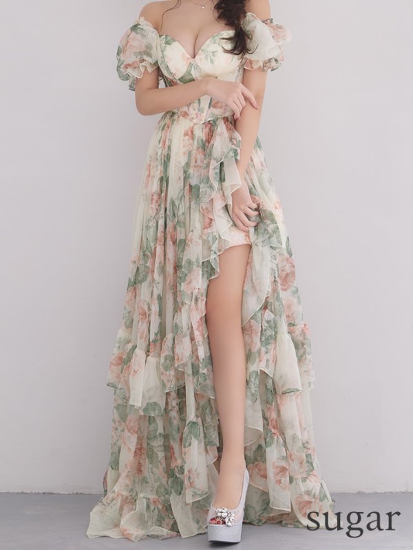 クリーム モデル：りな　身長：160cm　着用サイズ：Sサイズ