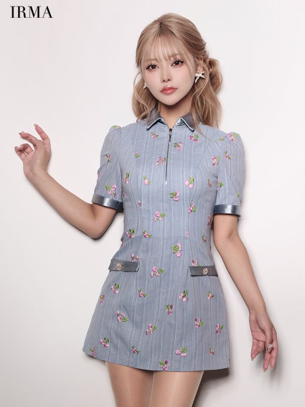 ブルー　モデル：如月れい　身長：156cm　着用サイズ：Sサイズ