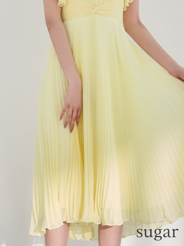 ライトイエロー：モデル：あすか　身長：170cm　着用サイズ：Sサイズ