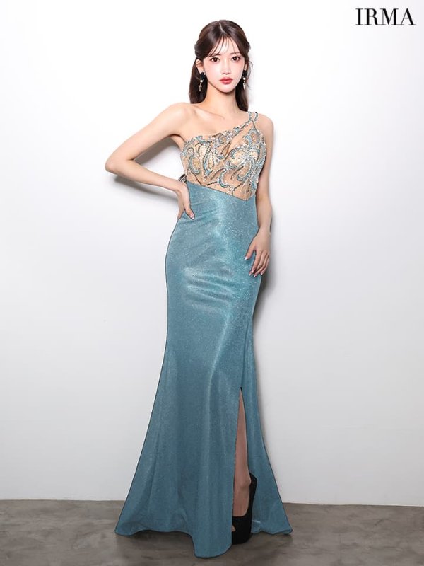 ペリーブルー モデル：七瀬みほ　身長：162cm　着用サイズ：Mサイズ