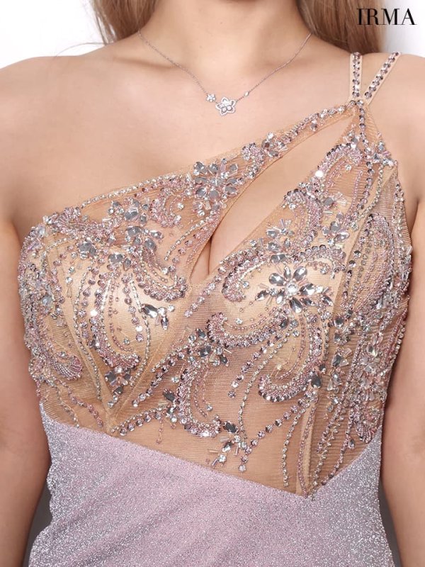 シェルピンク モデル：七瀬みほ　身長：162cm　着用サイズ：Mサイズ