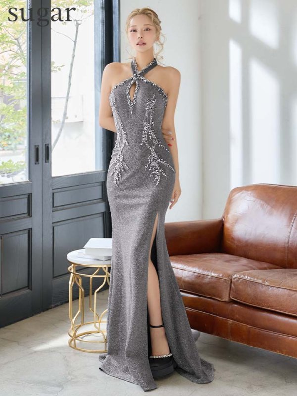 ダークスティール　モデル：如月れい　身長：156cm　着用サイズ：Sサイズ