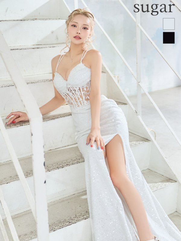 ホワイト　モデル：如月れい　身長：156cm　着用サイズ：Sサイズ