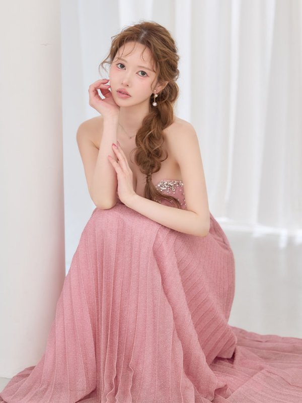 ピンクベージュ　モデル：ゆめ　身長：160cm　着用サイズ：Sサイズ