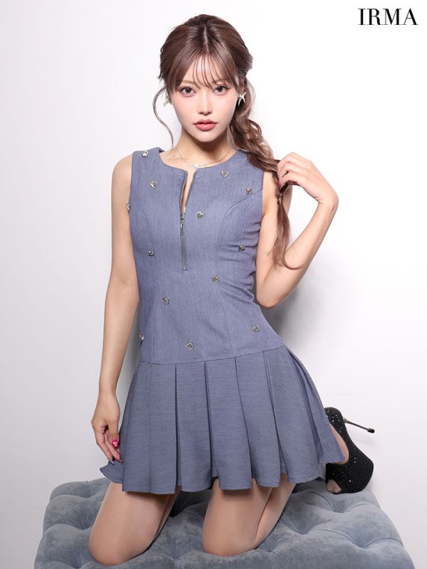 サンドブルー　モデル：如月れい　身長：167cm　着用サイズ：Sサイズ